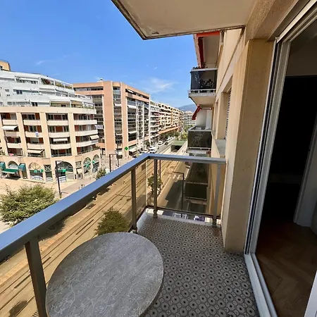 Appartement 2p Moderne Et Epure Pres De La Et De La Celebre Promenades Des - Vivez Le Reve Mediterraneen Nice