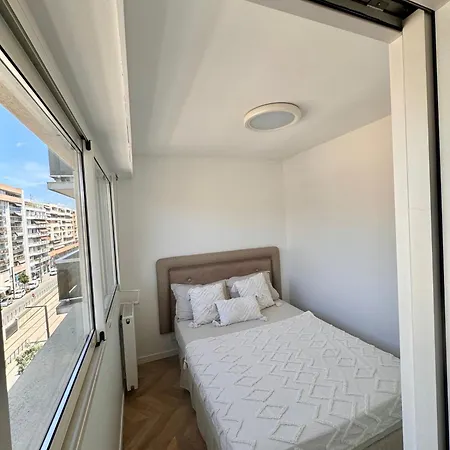 2p Moderne Et Epure Pres De La Et De La Celebre Promenades Des - Vivez Le Reve Mediterraneen * Nice